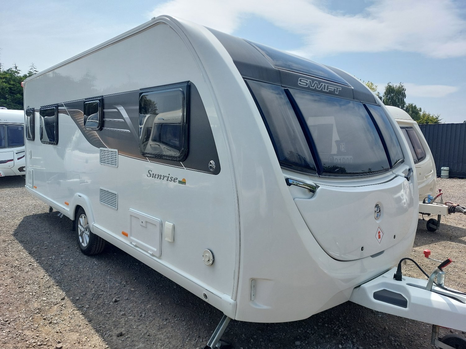 Swift Sunrise 880 Routh