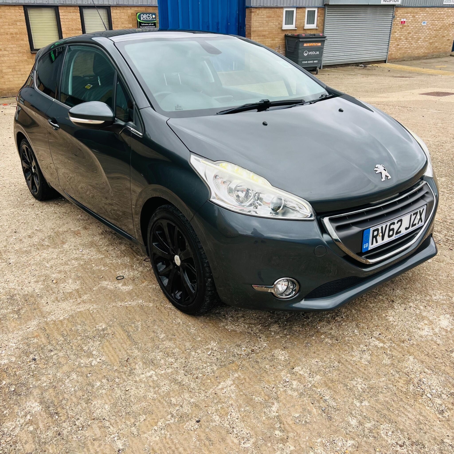 Peugeot 208 2012 - Cars in Peterborough