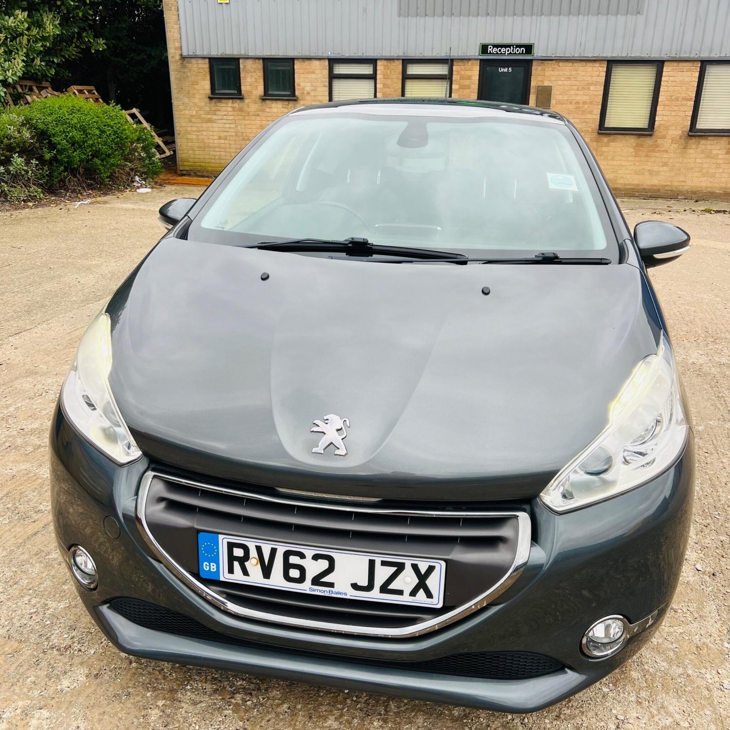 Peugeot 208 2012 - Cars