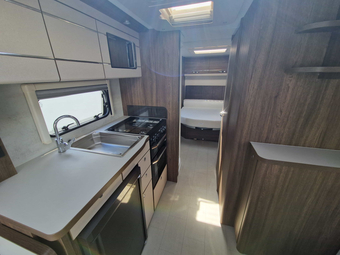 Compass Capiro 550 2023