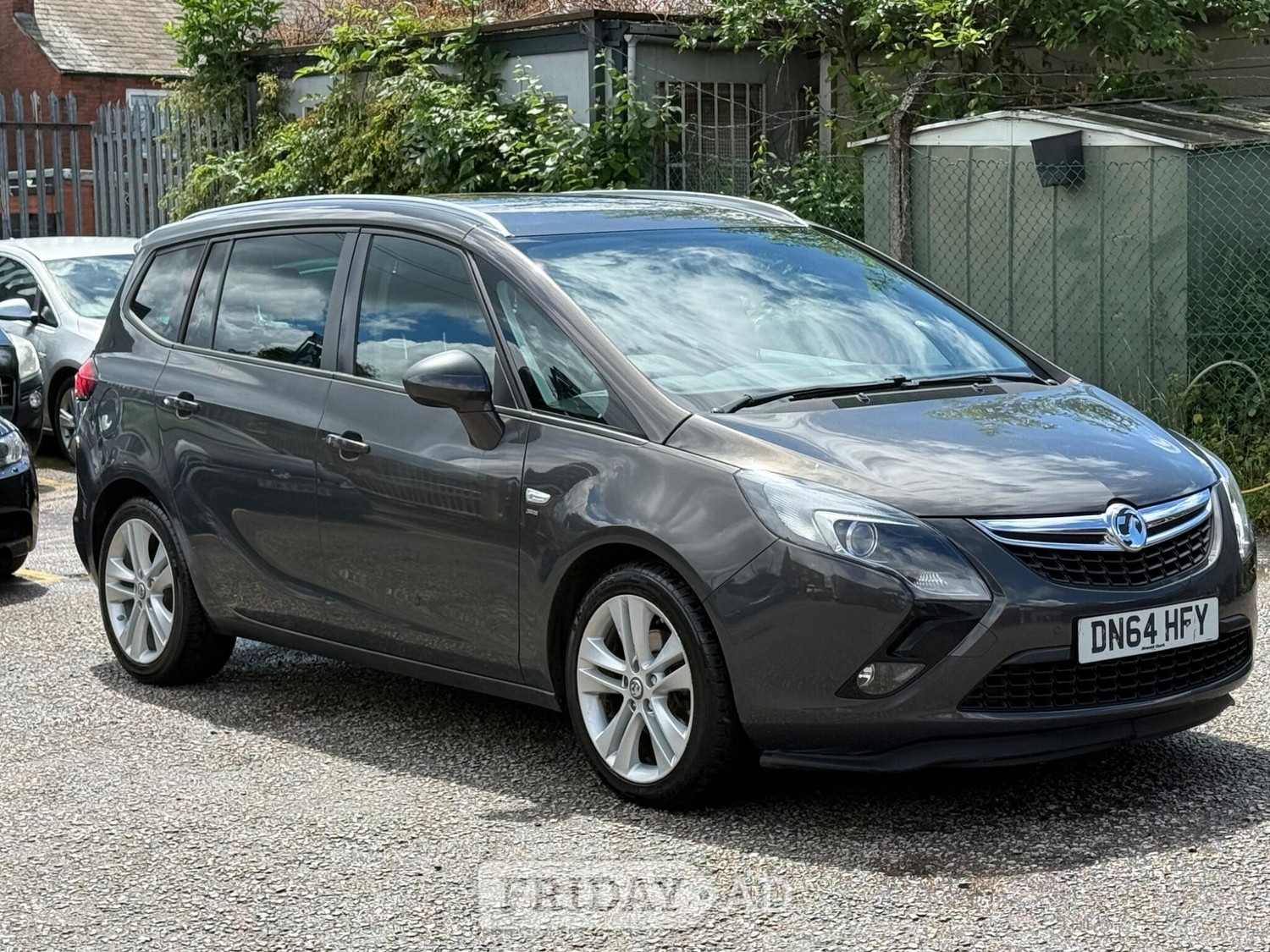 Vauxhall Zafira Tourer 2014 - Cars in Stockport