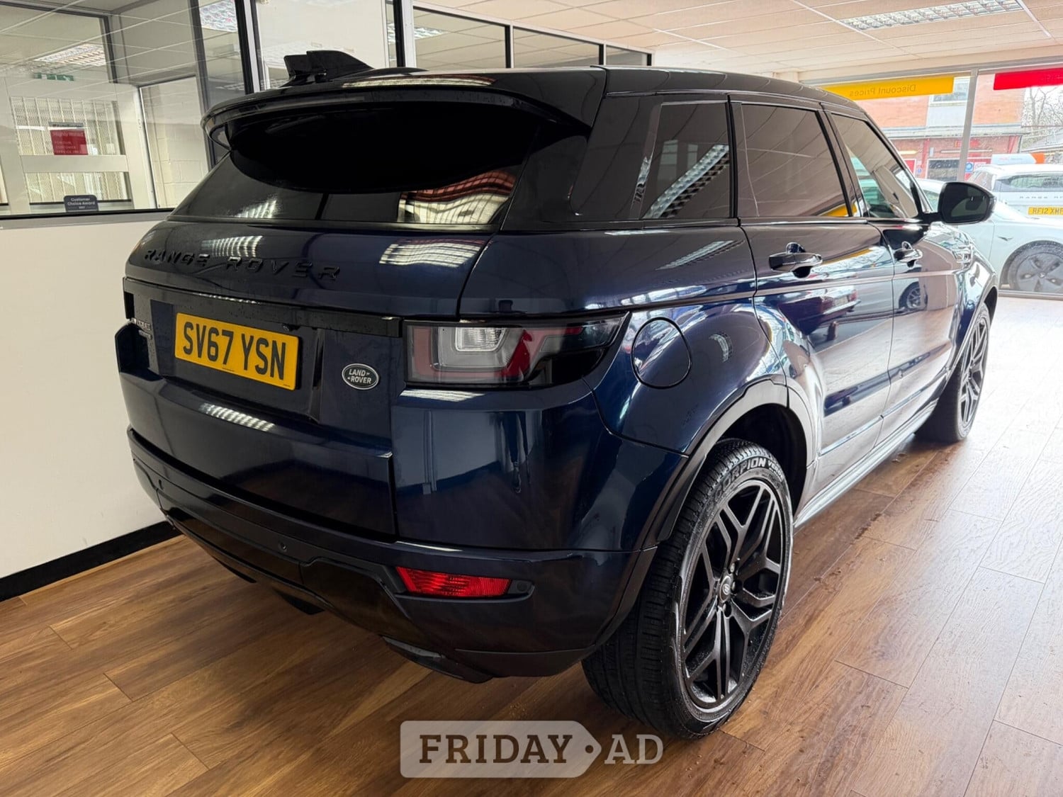 Land Rover Range Rover Evoque Sandhurst