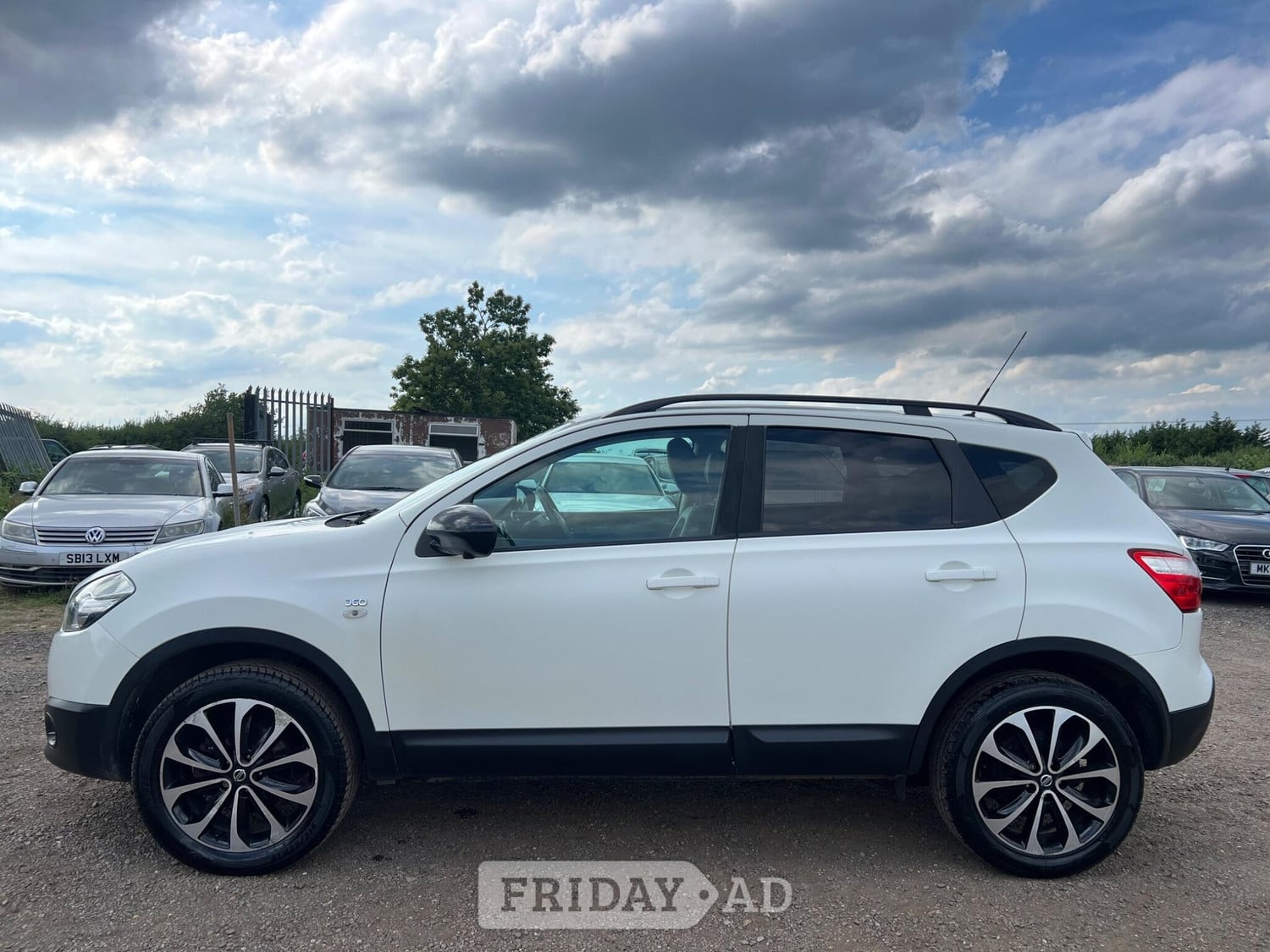 Nissan Qashqai 2013 - Cars