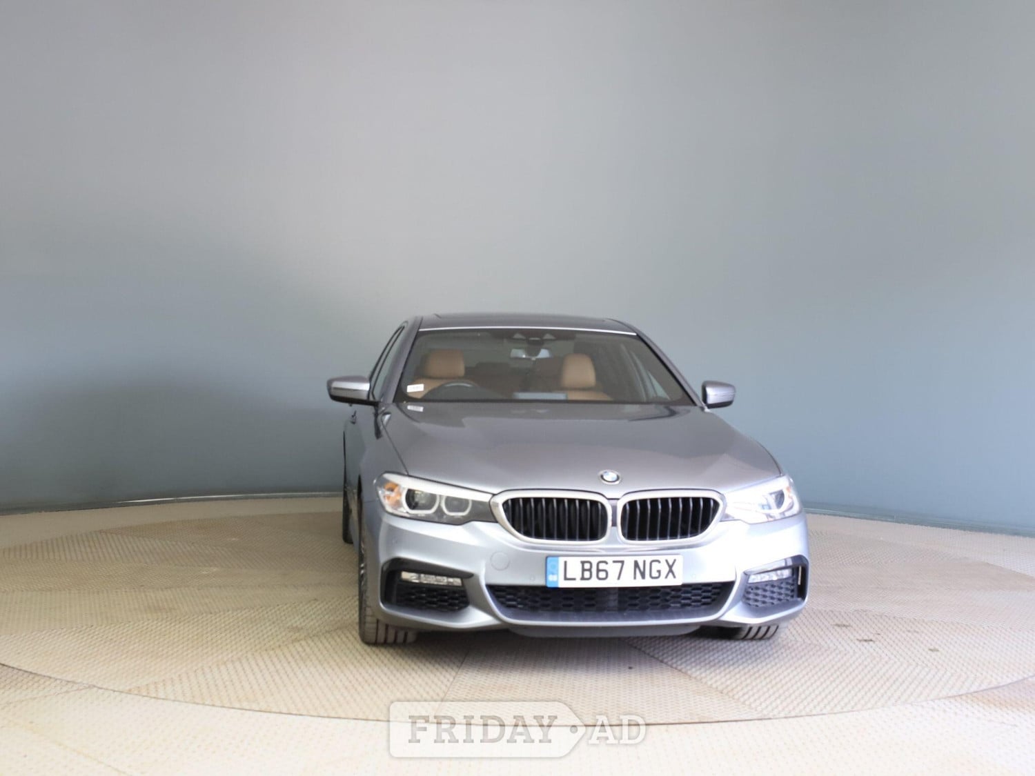 [ berth ]BMW 5 Series
