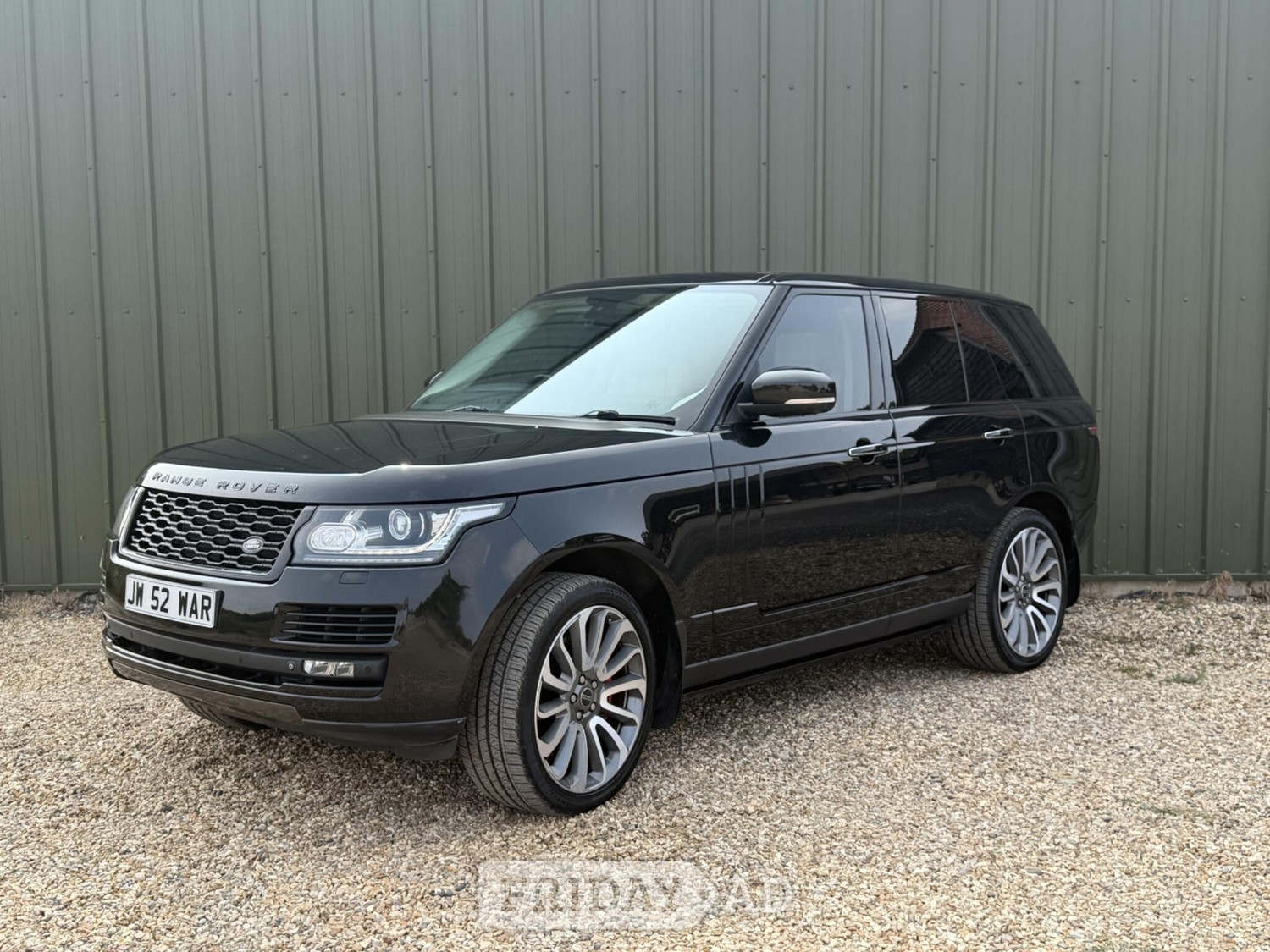 [ berth ]Land Rover Range Rover