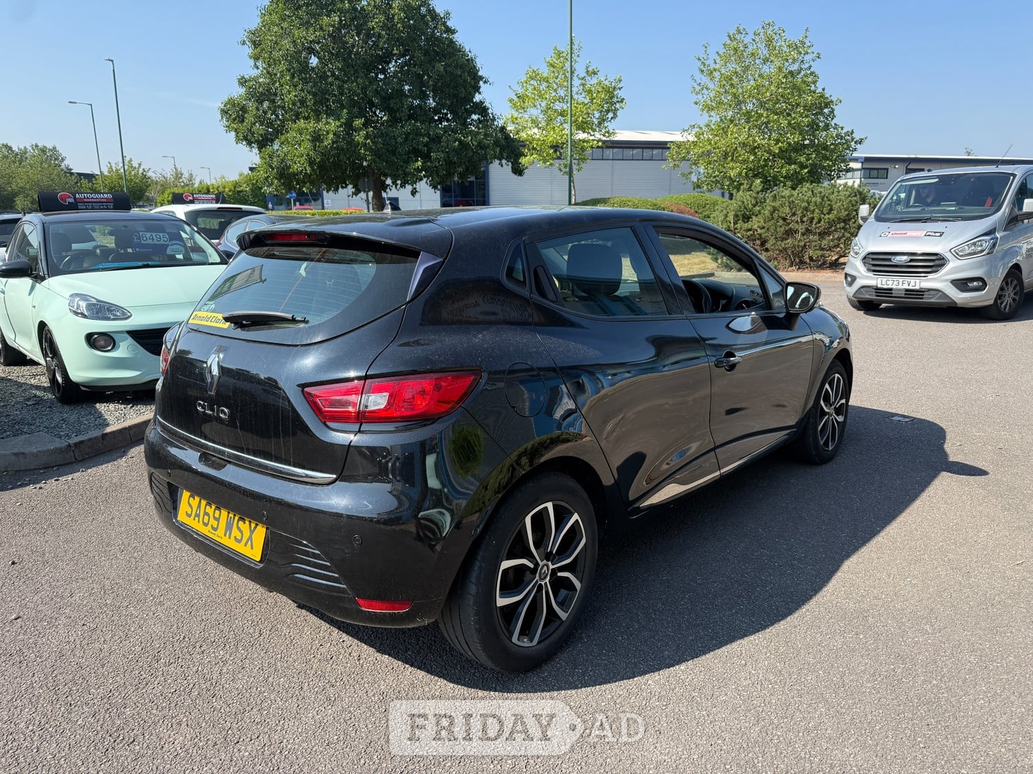 [ berth ]Renault Clio