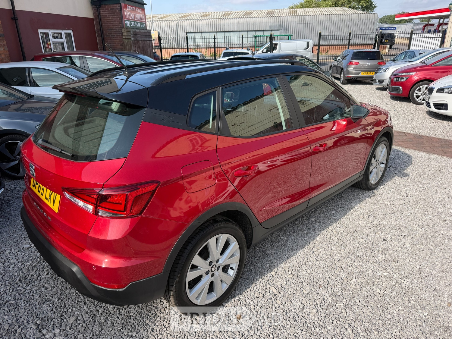 [ berth ]SEAT Arona