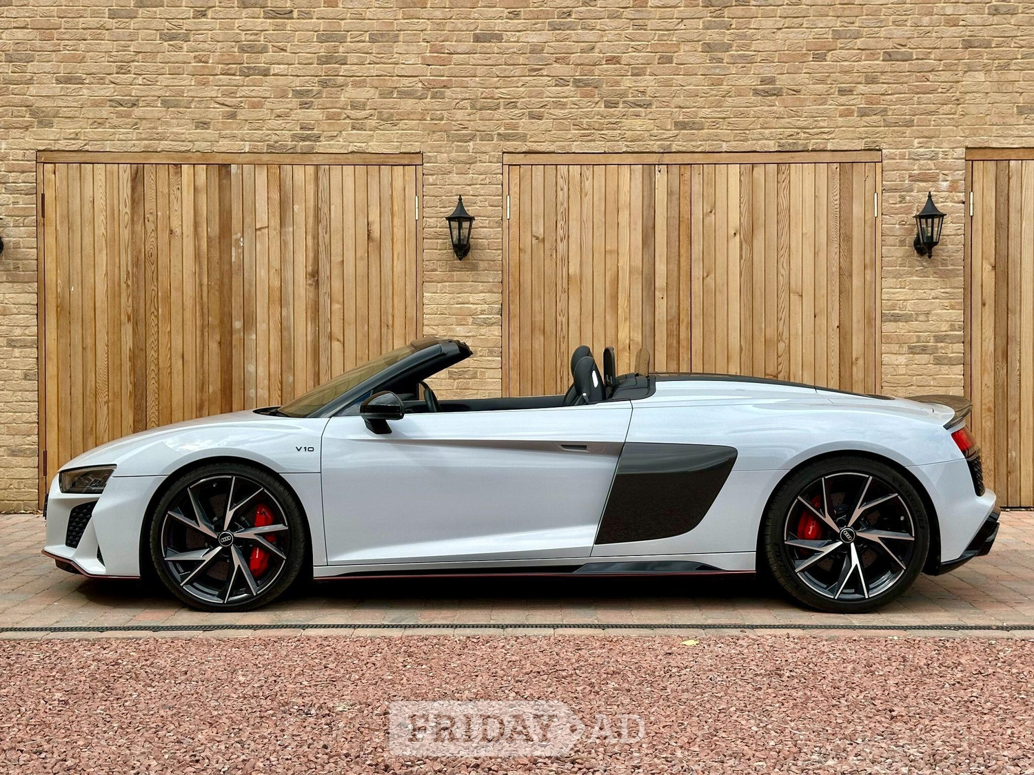 Audi R8 2022 - Cars in Leeds