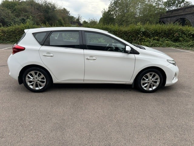 Toyota Auris Broxbourne