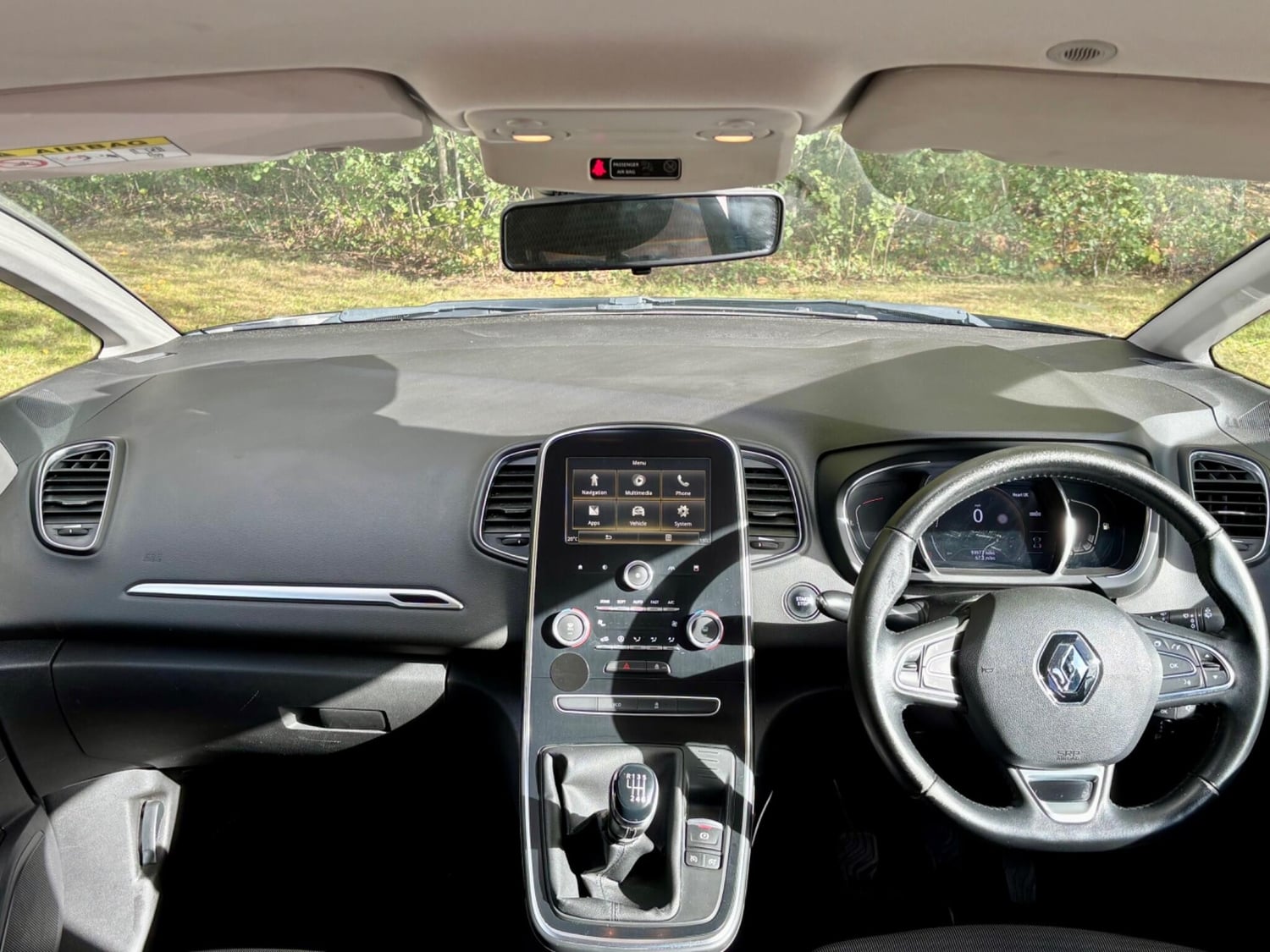 [ berth ]Renault Grand Scenic