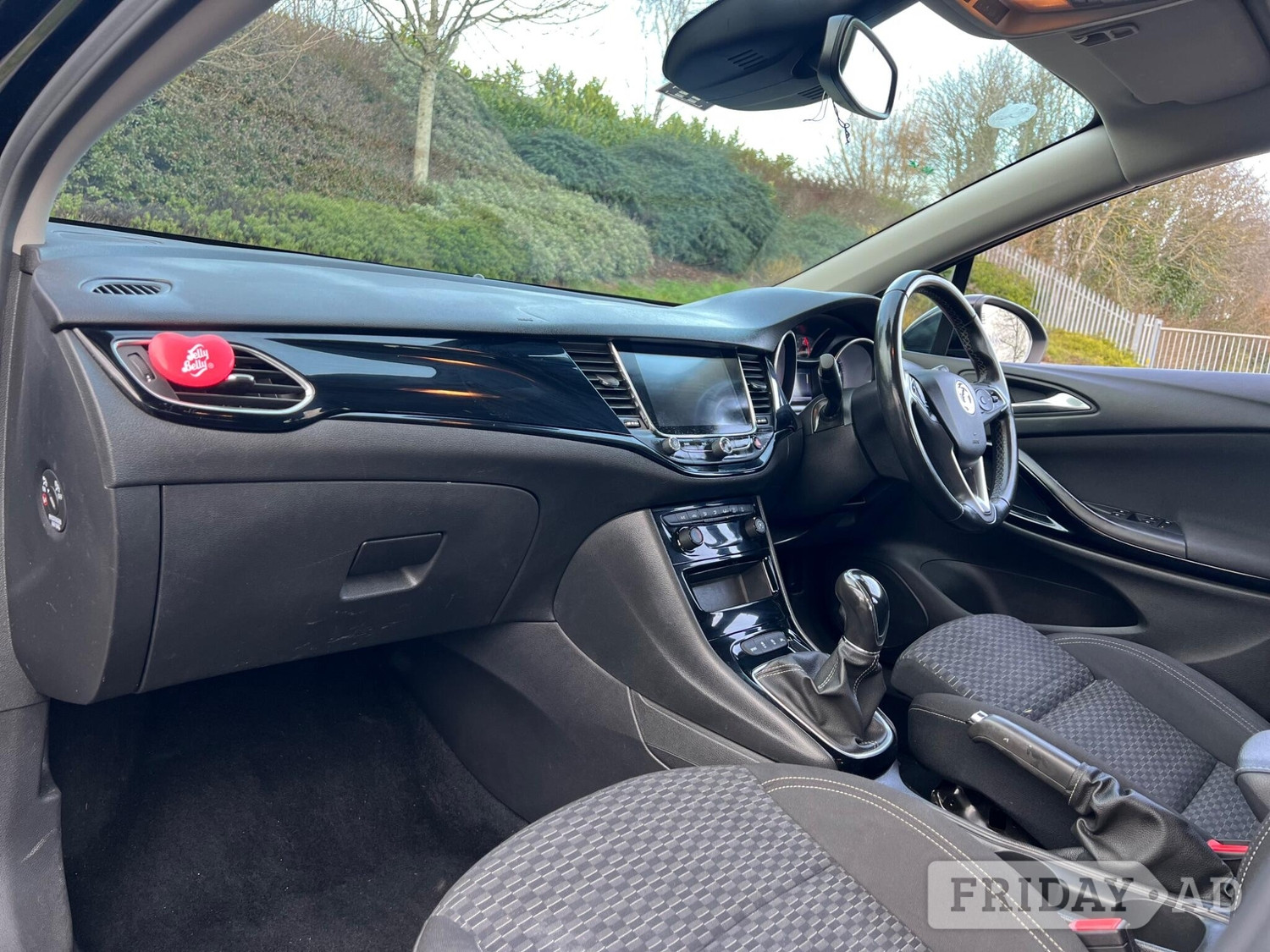 Vauxhall Astra 2018 - Cars