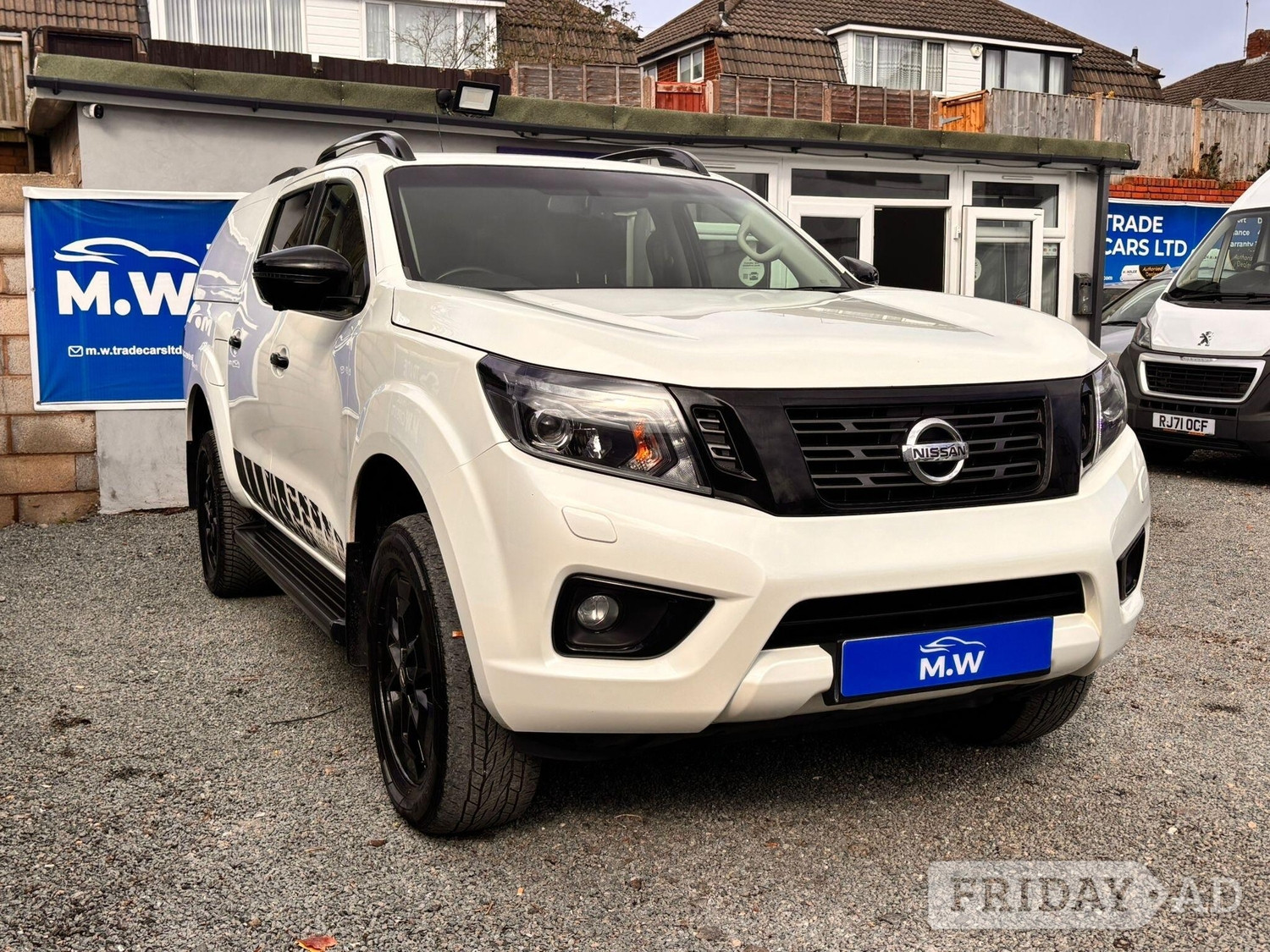 [ berth ]Nissan Navara