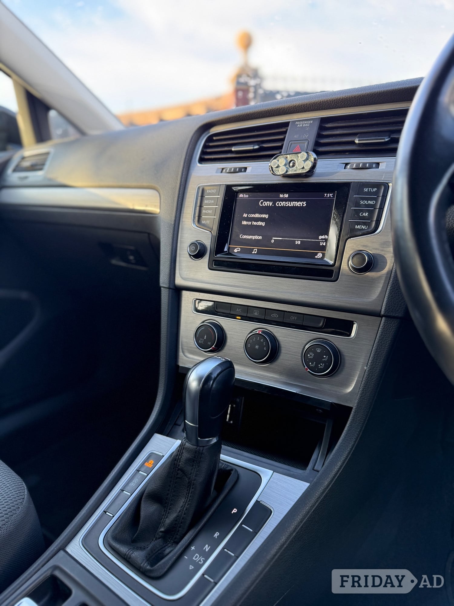 [ berth ]Volkswagen Golf