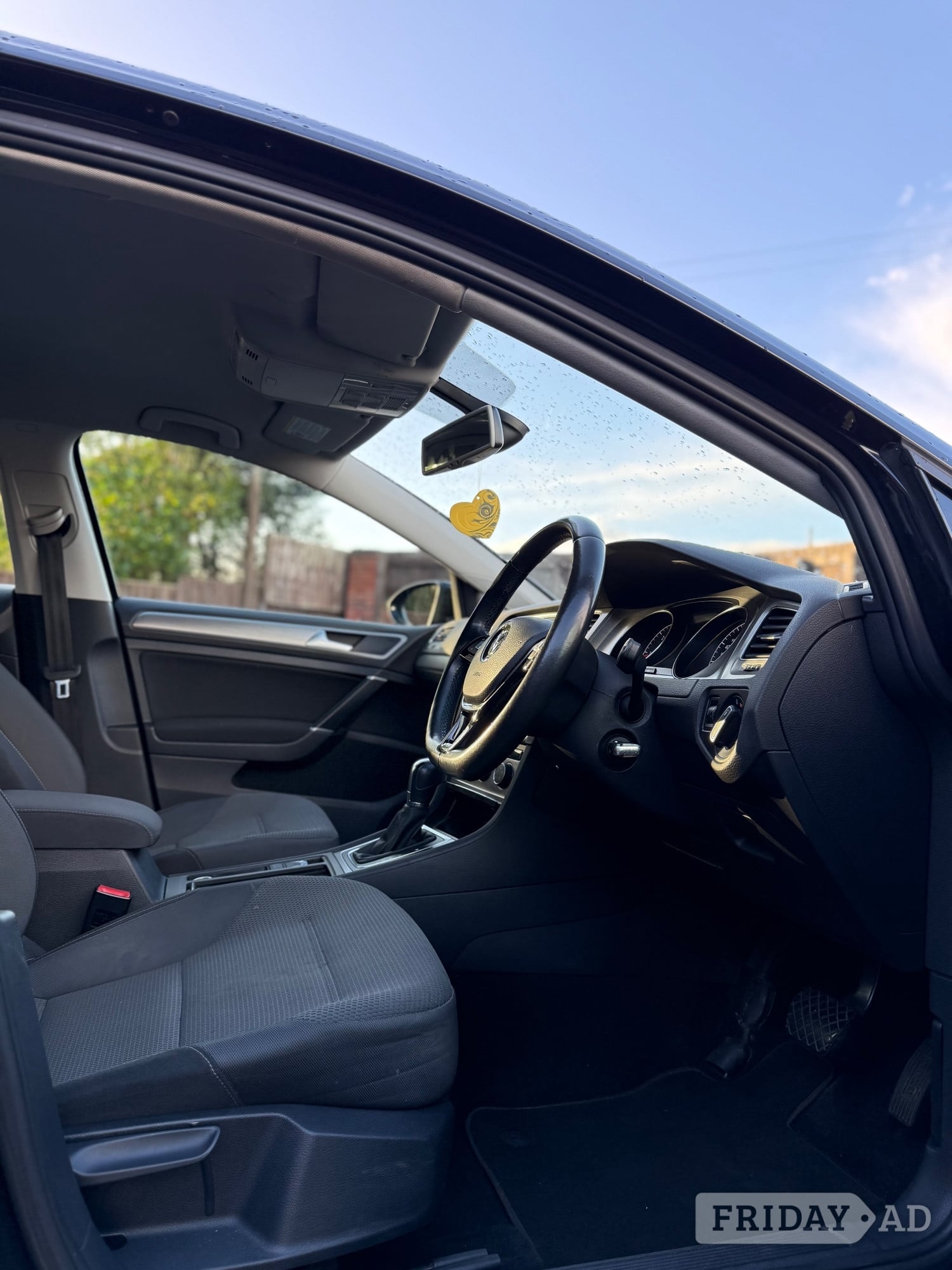 Volkswagen Golf 2014 - Cars