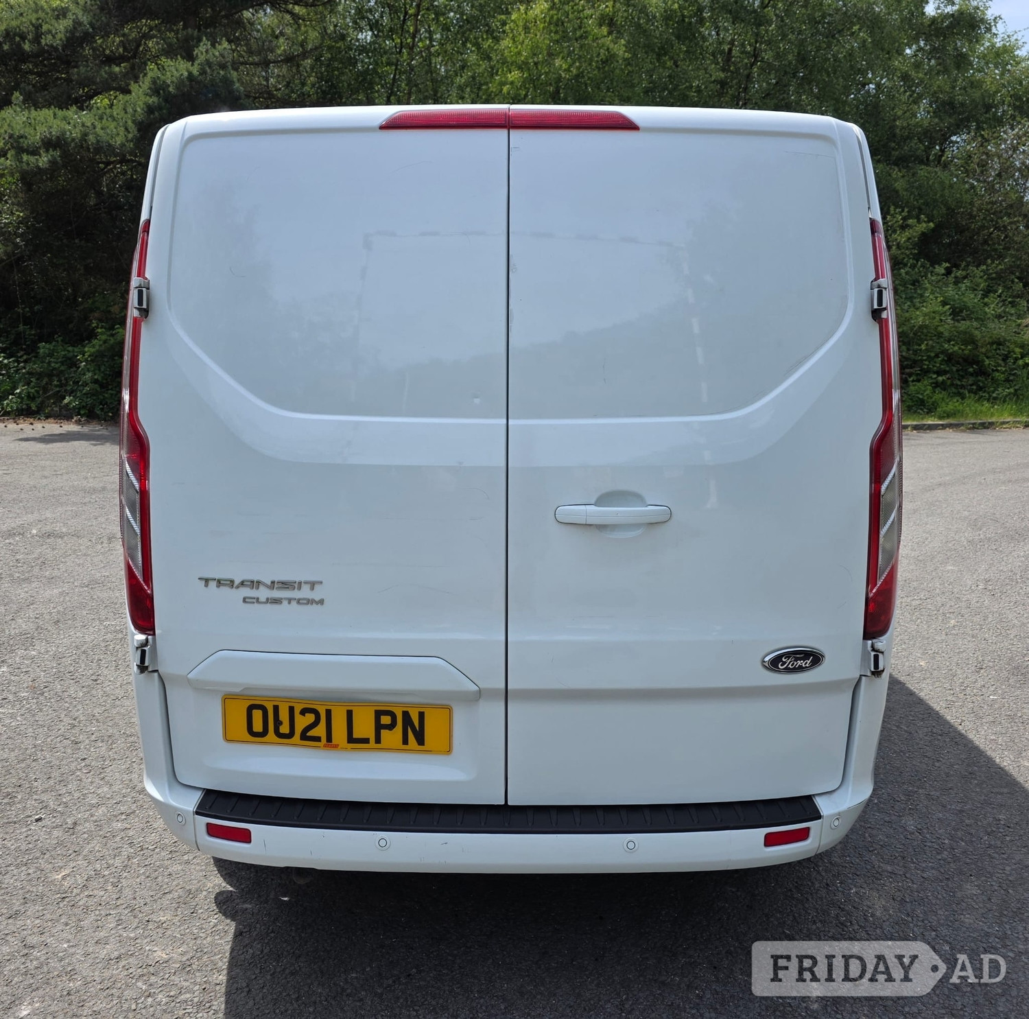 Ford Transit Custom 2021 - Vans & Commercial Vehicles in Wimborne
