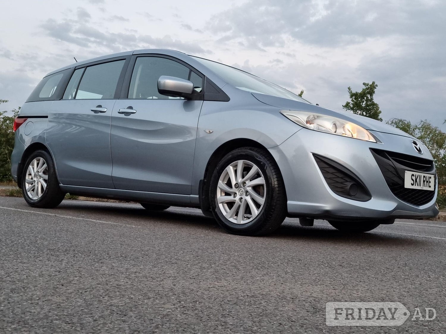 Mazda 5 2011 - Cars