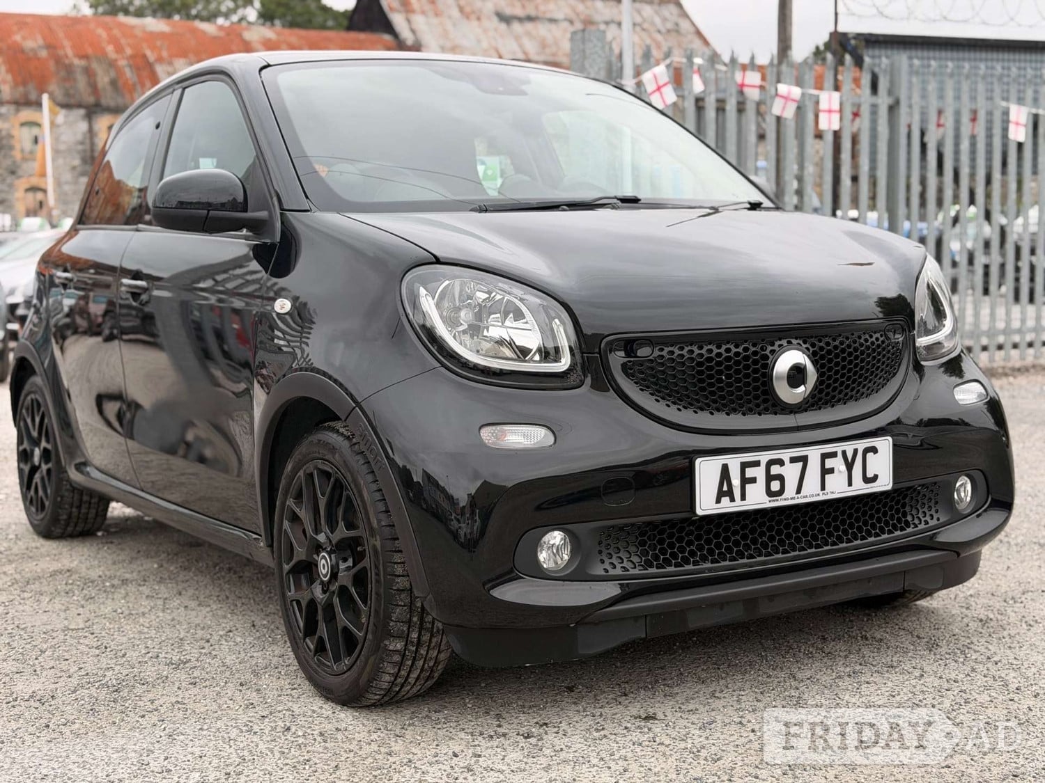 Smart ForFour 2017 in Plymouth