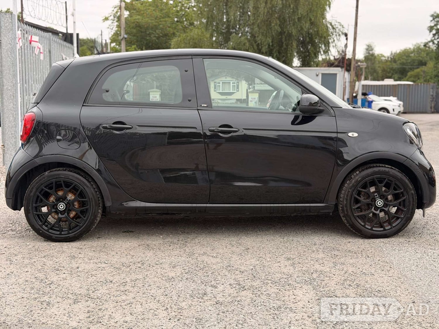 Smart ForFour 2017 - Cars