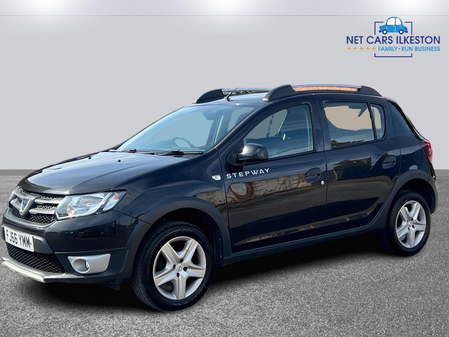 [ berth ]Dacia Sandero Stepway