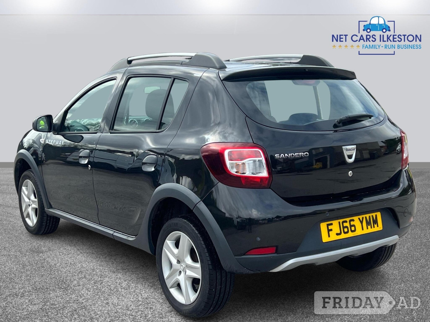 Dacia Sandero Stepway 2016 - Cars in Ilkeston