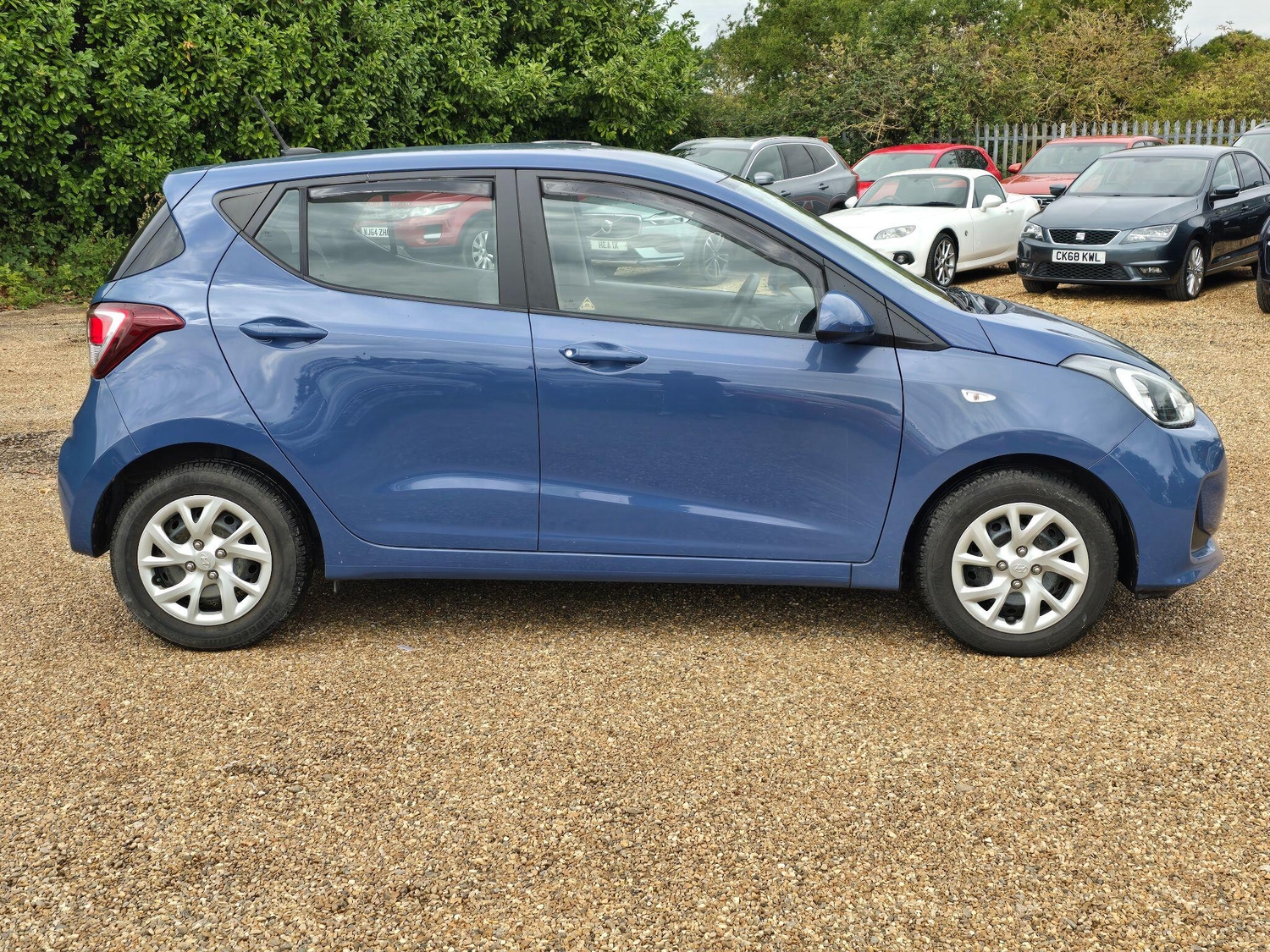 Hyundai i10 2017 - Cars
