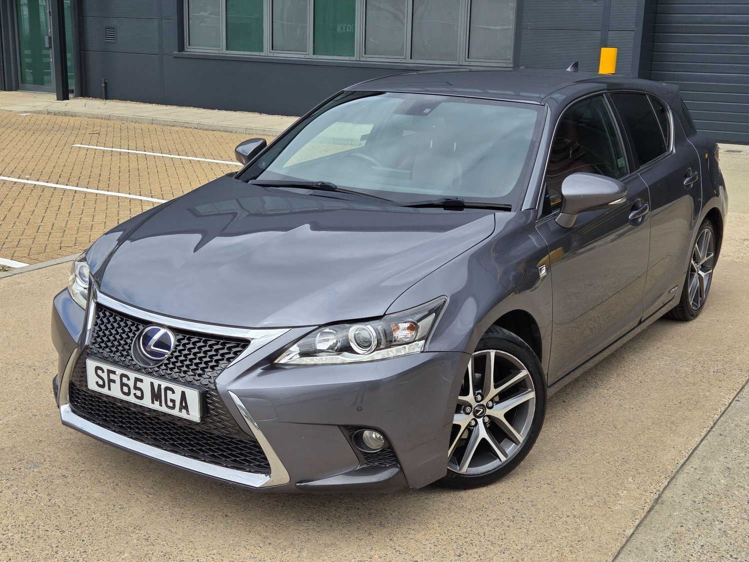 Lexus CT Slough