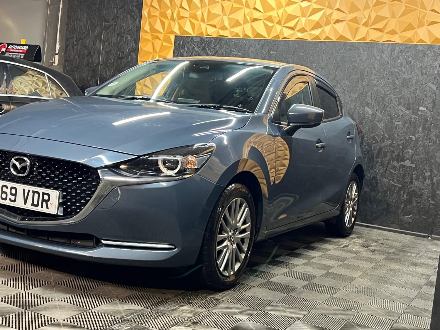 [ berth ]Mazda Mazda2