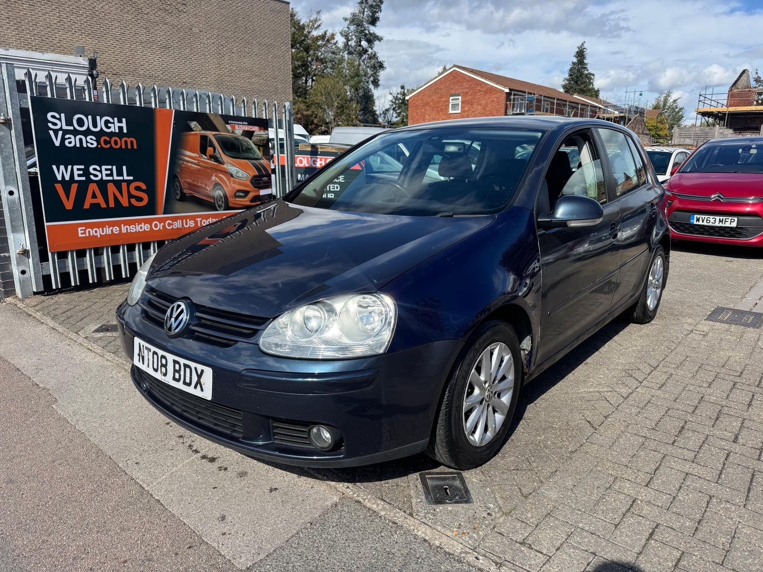 Volkswagen Golf Slough