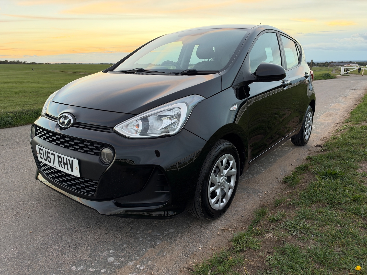 [ berth ]Hyundai i10