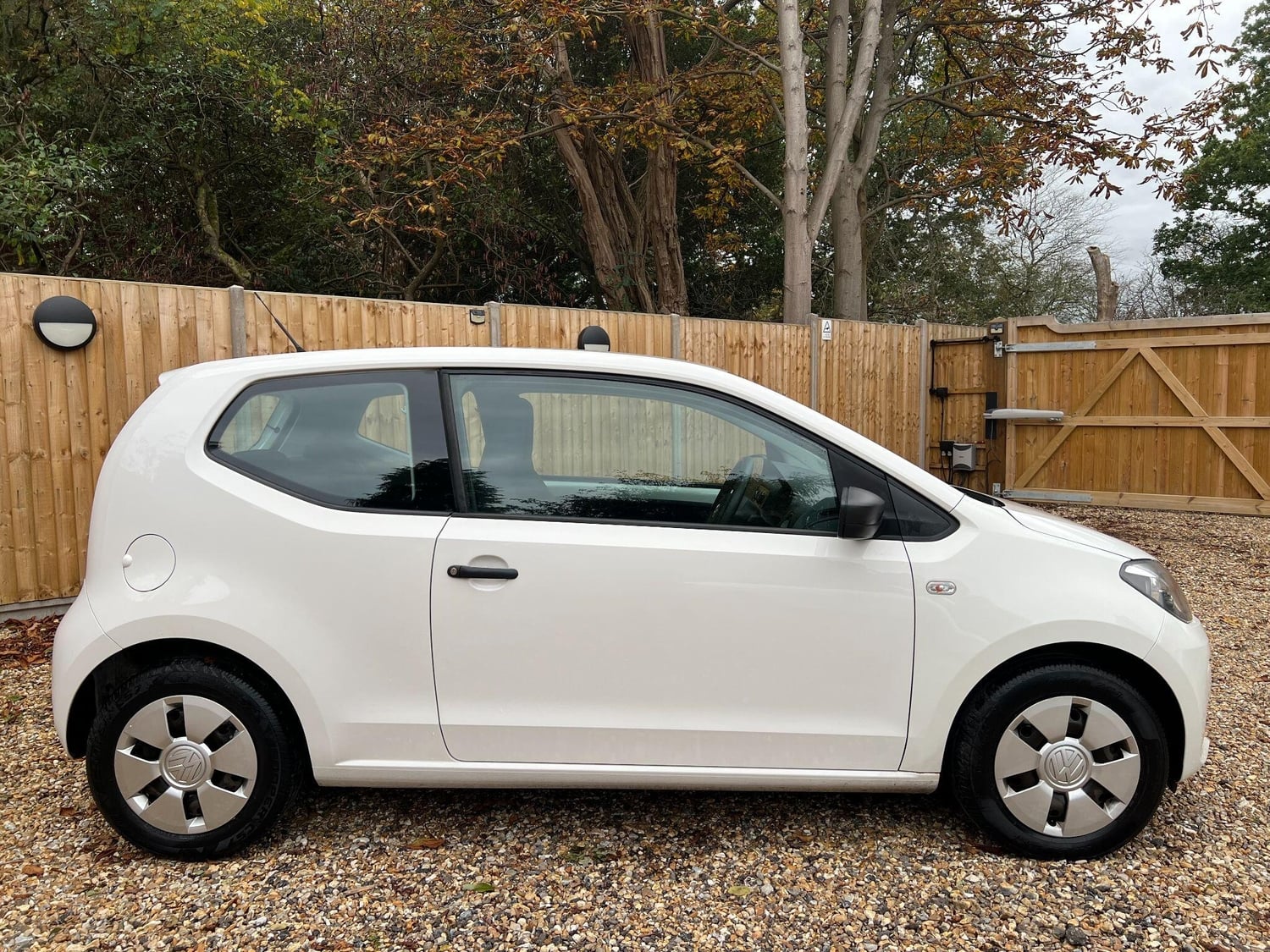 Volkswagen UP! 2012 - Cars