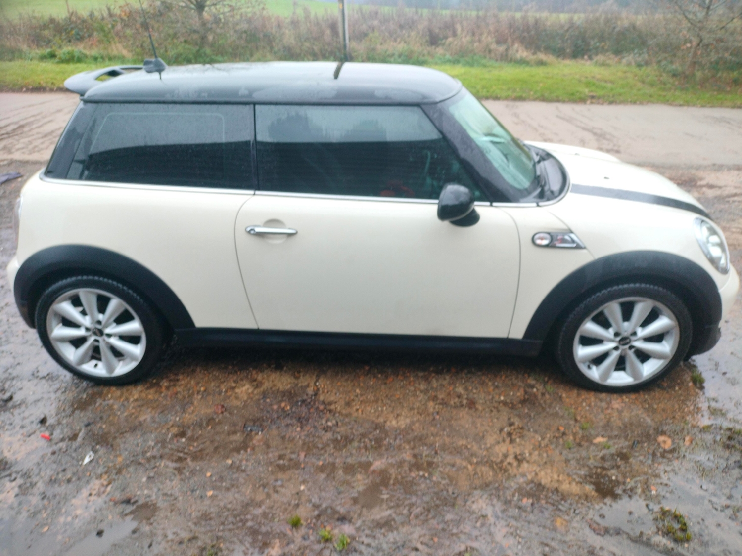 Mini Hatch Cooper 2012 - Cars
