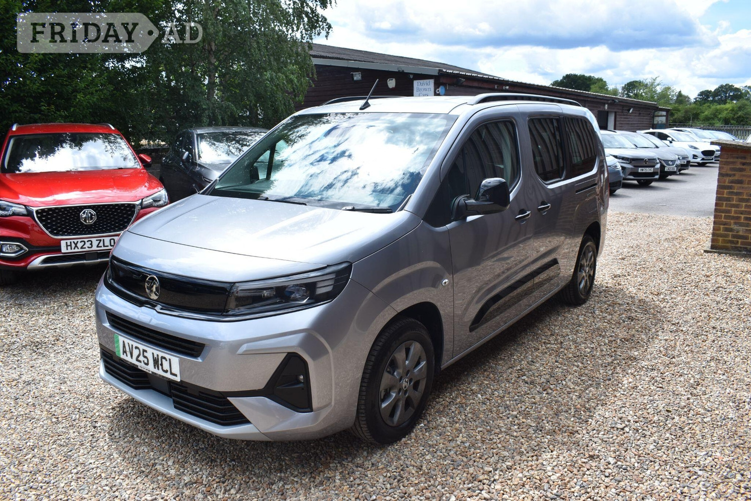 [ berth ]Vauxhall Combo Life