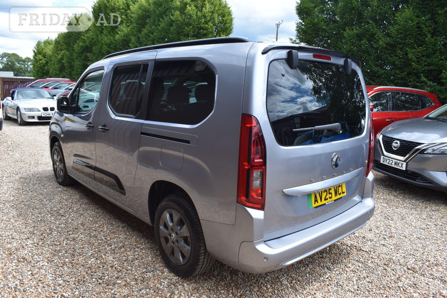 Vauxhall Combo Life 2025 - Cars in Guildford
