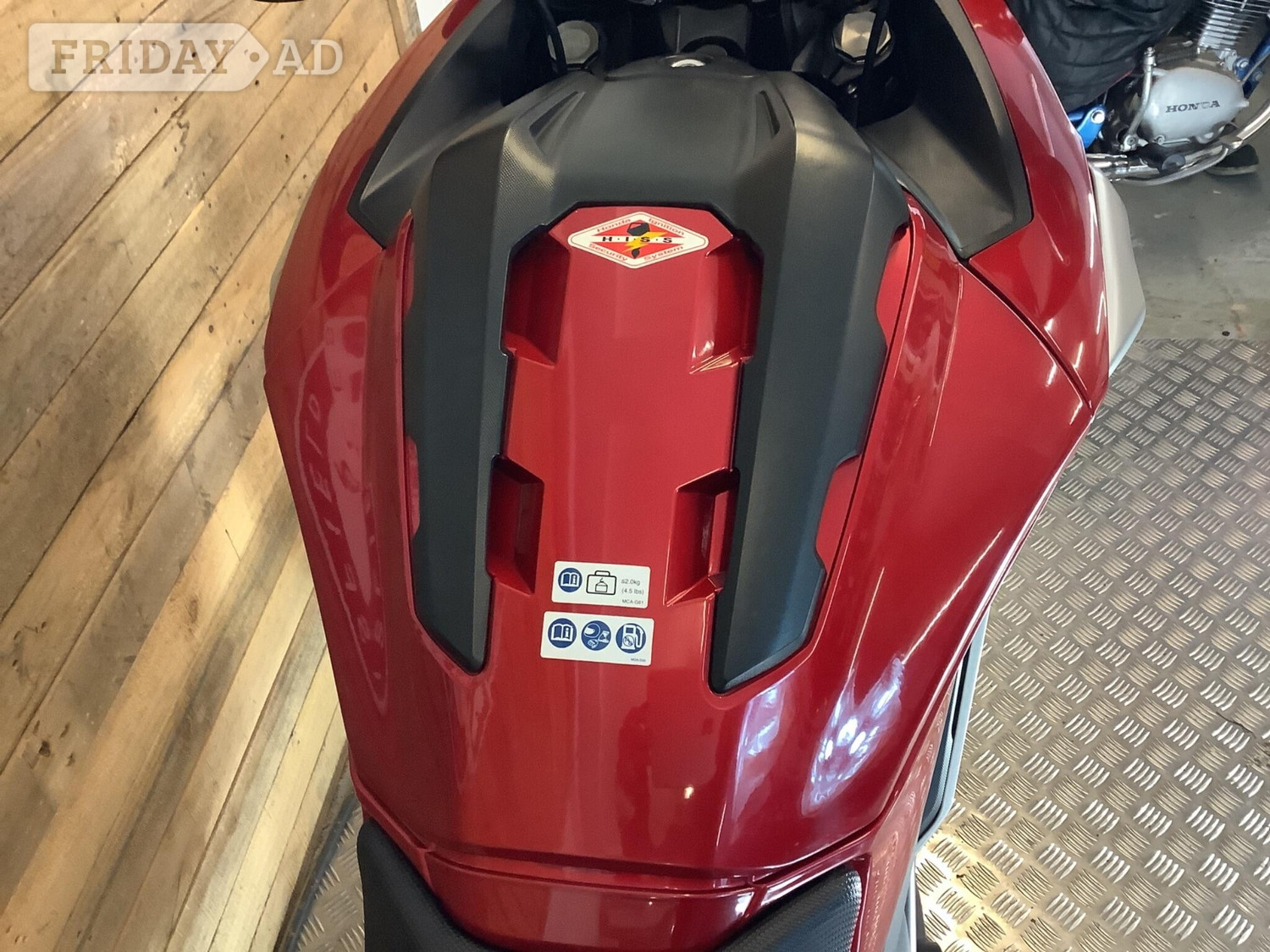 Honda NC750X 2017 - Motorbikes, Scooters & Quads