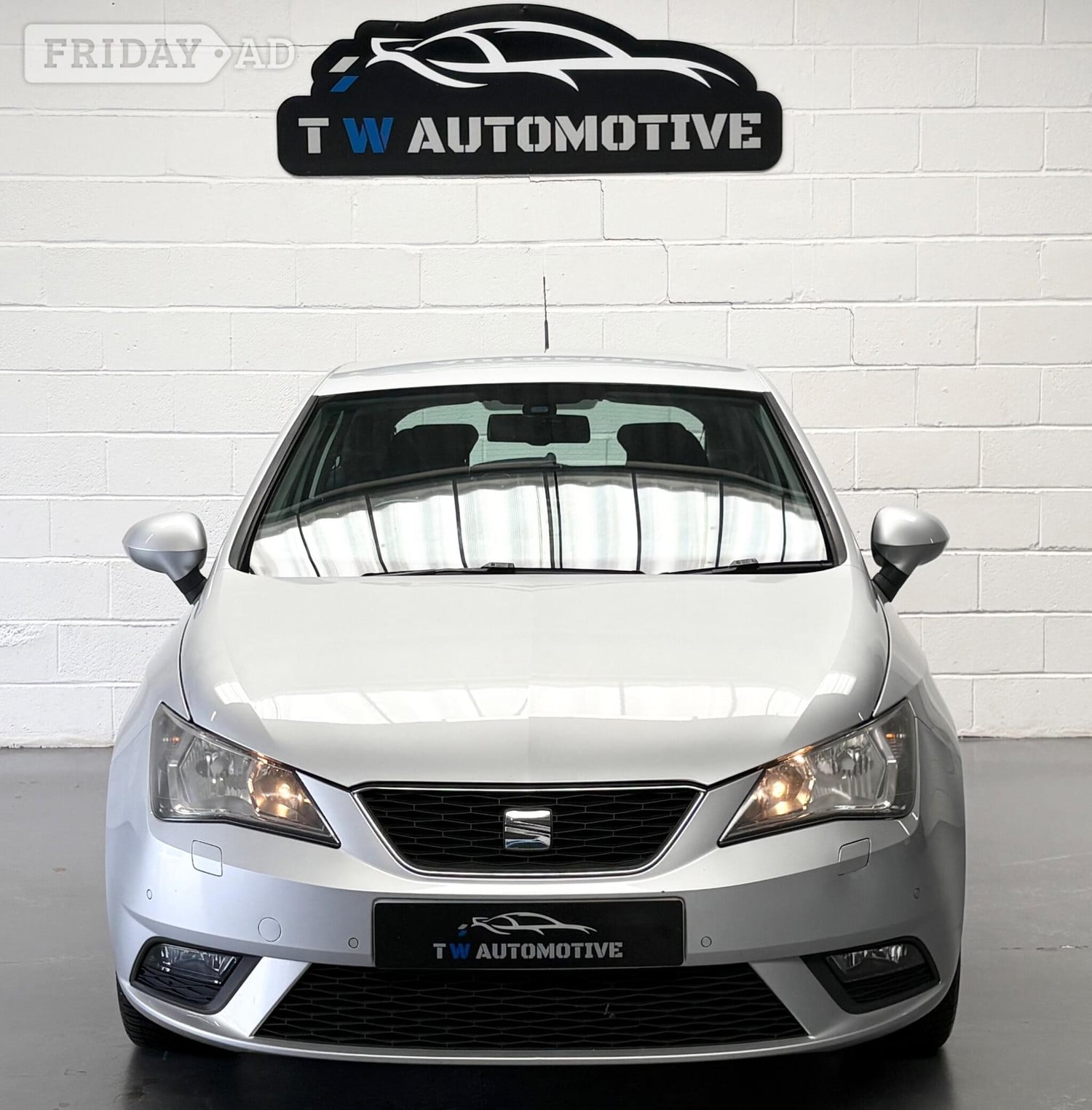 [ berth ]SEAT Ibiza