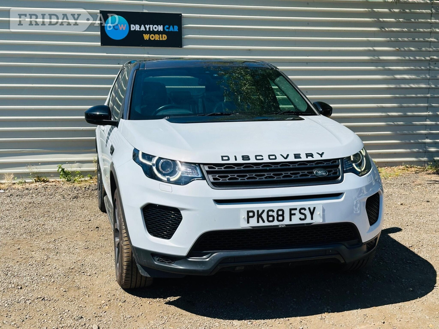 Land Rover Discovery Sport 2018 in Hillingdon