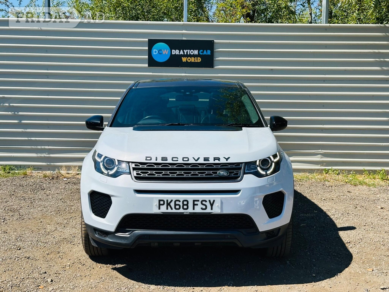 [ berth ]Land Rover Discovery Sport