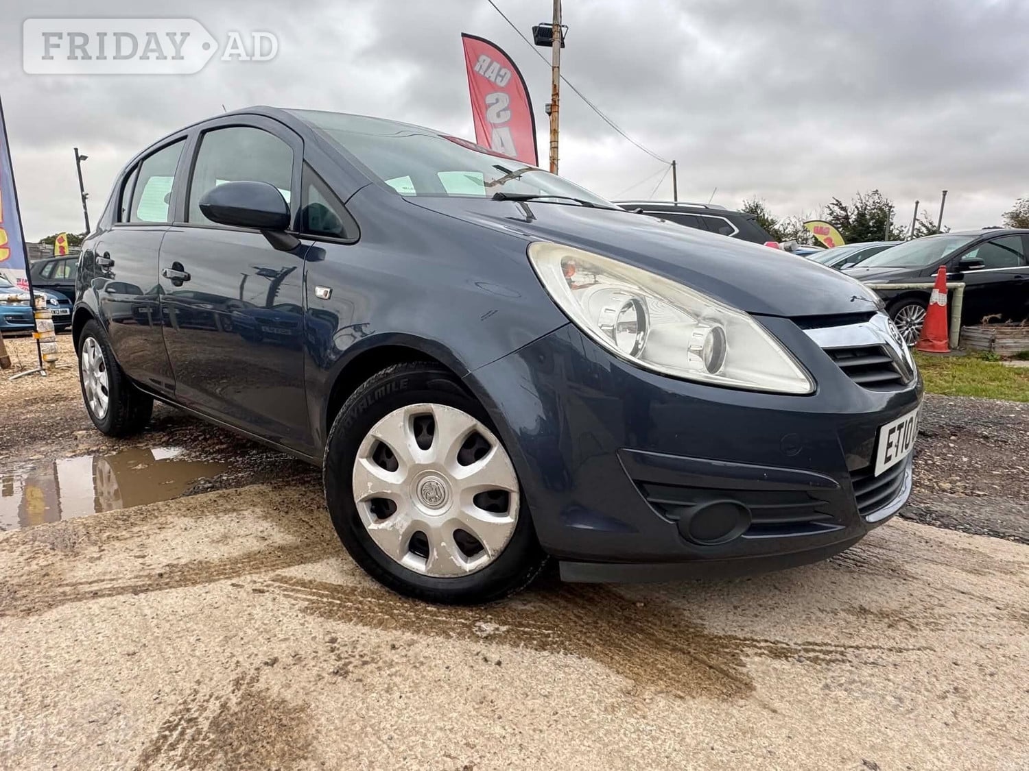 Vauxhall Corsa 2010 in Burford