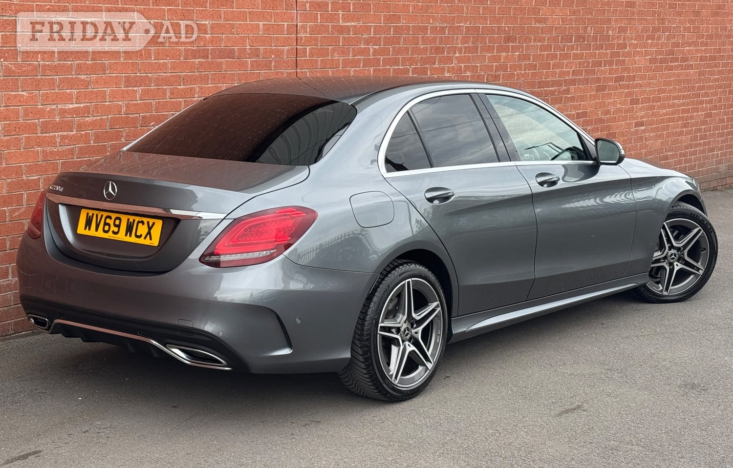 [ berth ]Mercedes-Benz C Class