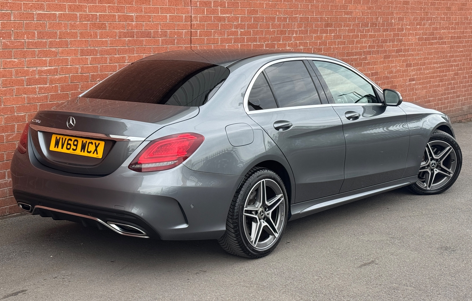 [ berth ]Mercedes-Benz C Class