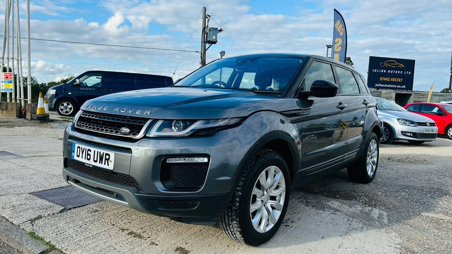 [ berth ]Land Rover Range Rover Evoque