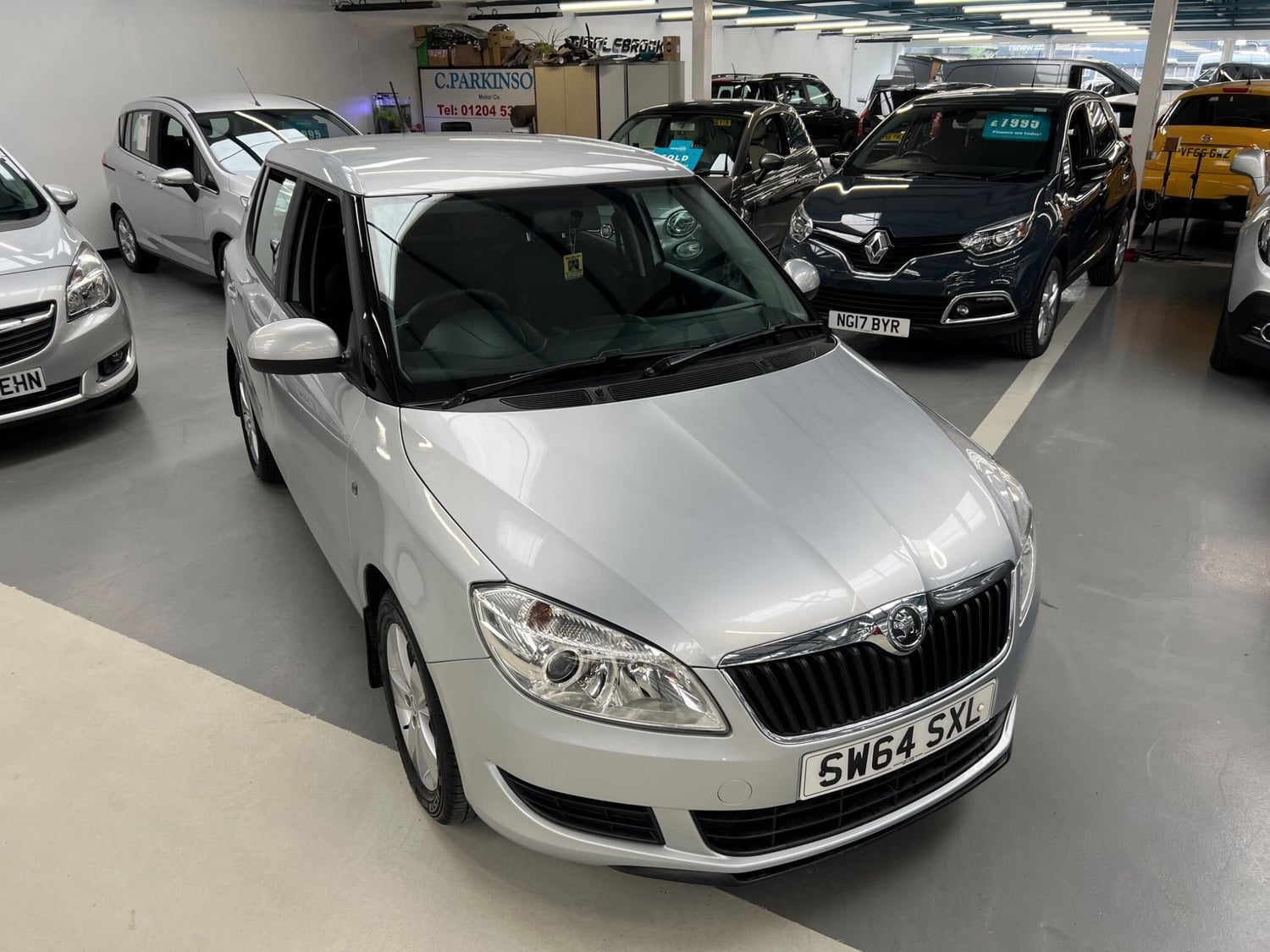 Skoda Fabia 2015 - Cars