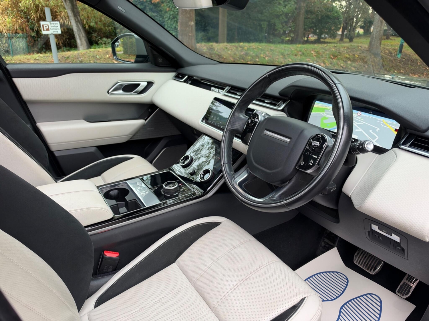 Land Rover Range Rover Velar Uxbridge