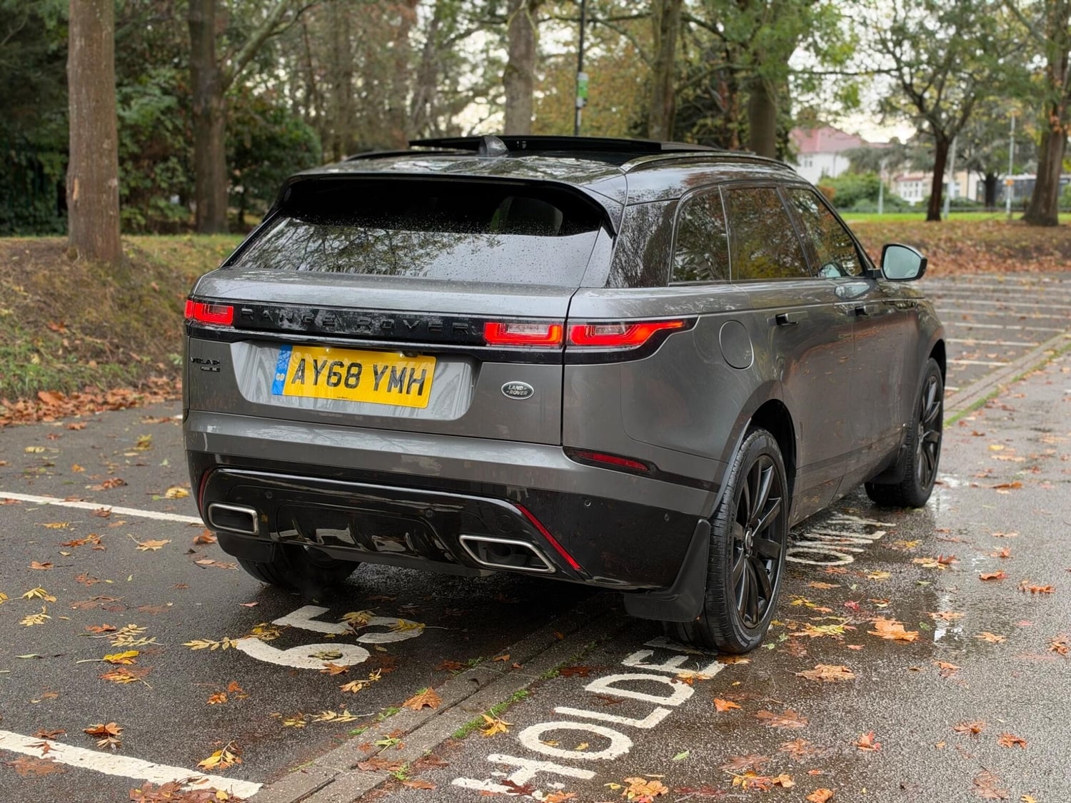Land Rover Range Rover Velar 2018 - Cars in Uxbridge