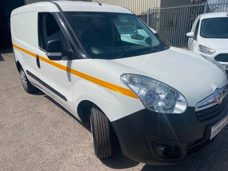 [ berth ]Vauxhall Combo