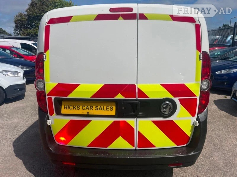 Vauxhall Combo 2017 - Vans & Commercial Vehicles