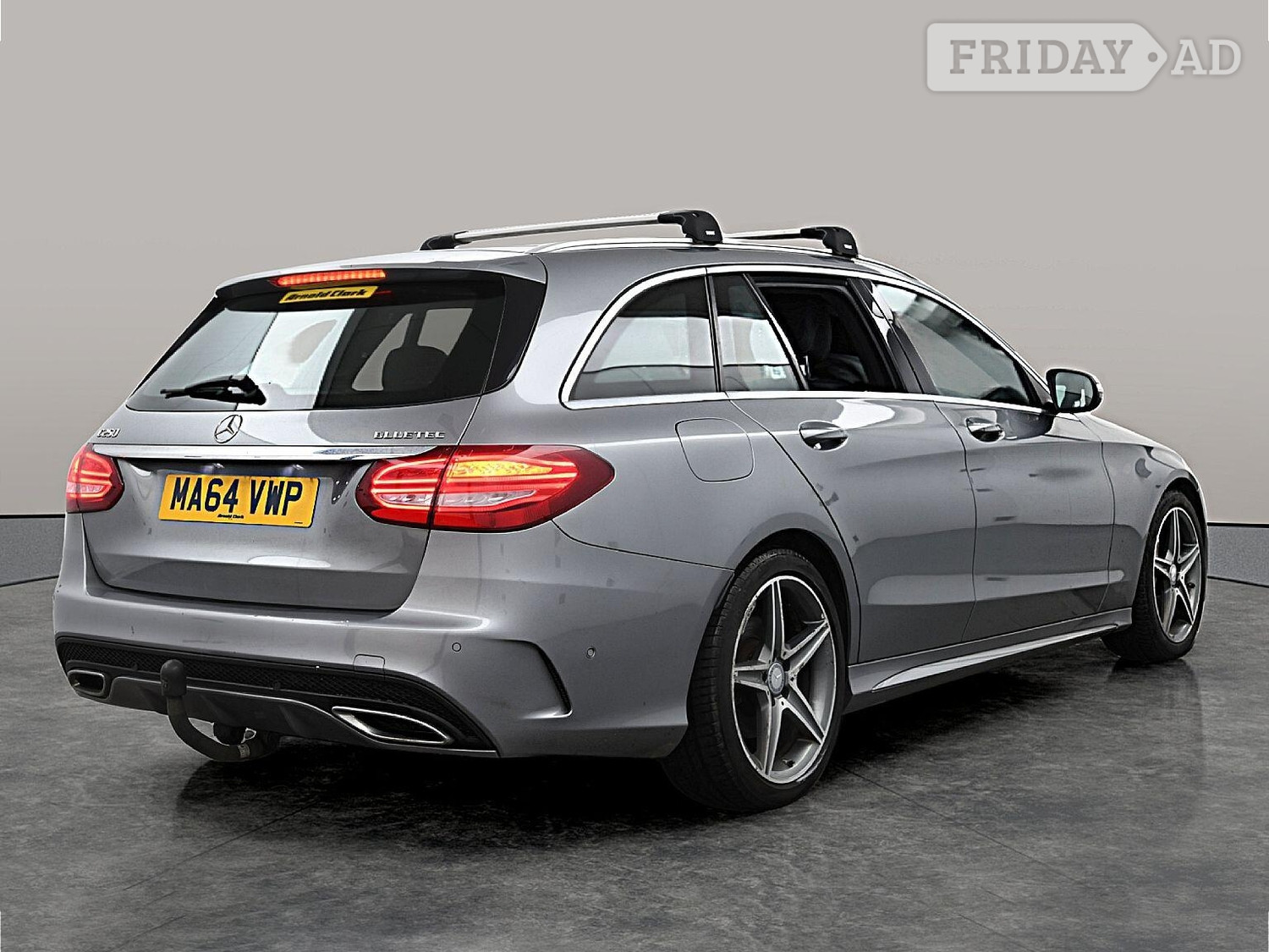 [ berth ]Mercedes-Benz C Class