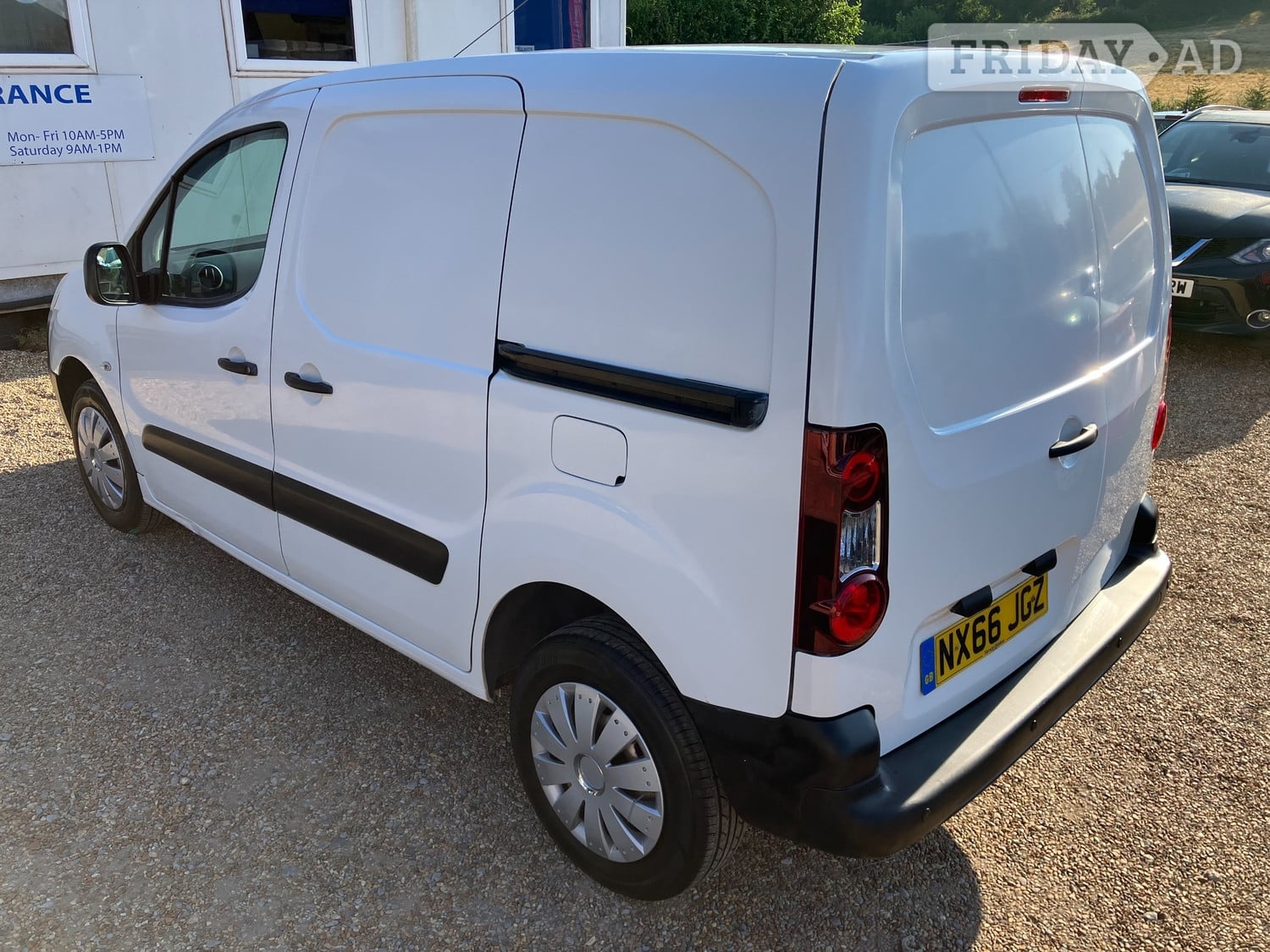 Peugeot Partner 2016 - Vans & Commercial Vehicles