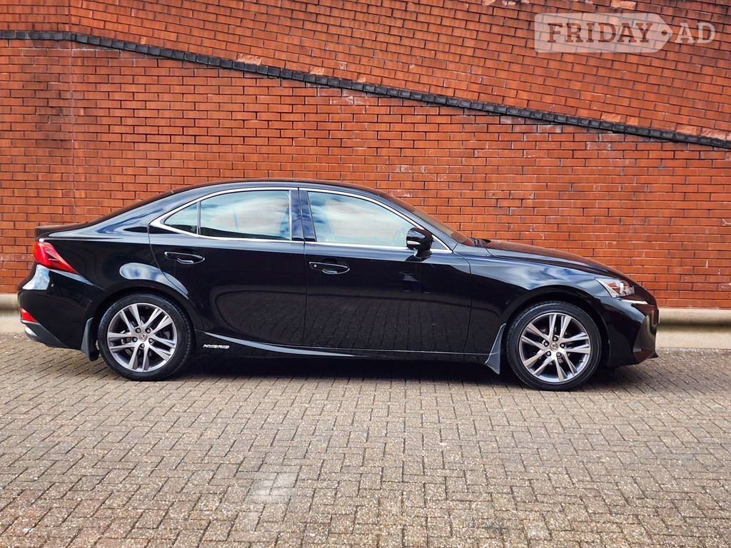 Lexus IS 2018 - Cars