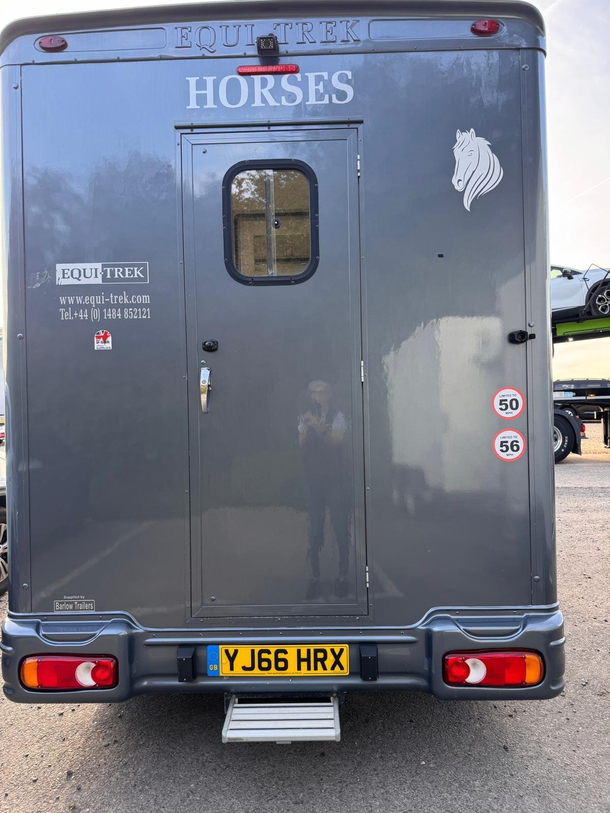 Equi-Trek  Peugeot Horsebox - Trailers & Horseboxes